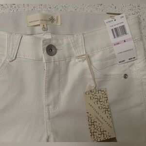 White Artisan Crafted Democracy Jeans~Womens~Sz 6 NWT